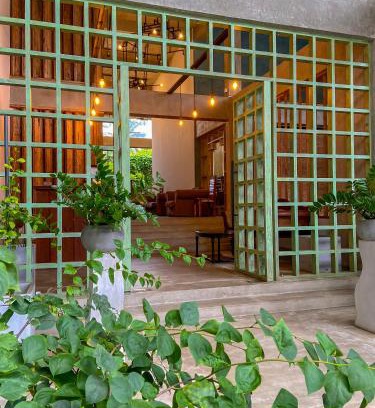 Mount Lavinia Hotel | Coza Ceylon