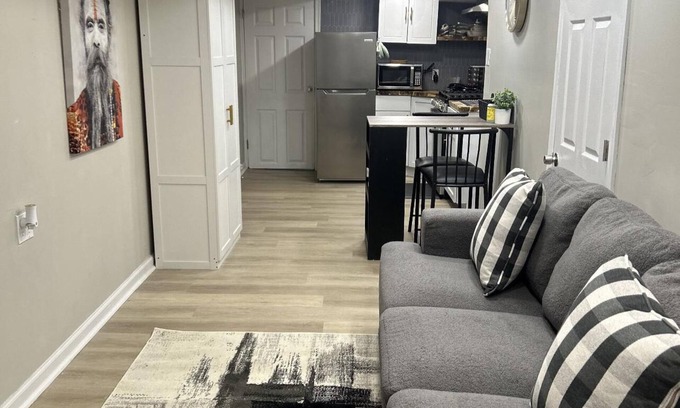 Philadelphia Apartment | Cozy 1-bd Unit w/AC and WiFi in delightful Philadelphia15 Mins from PHL Airport