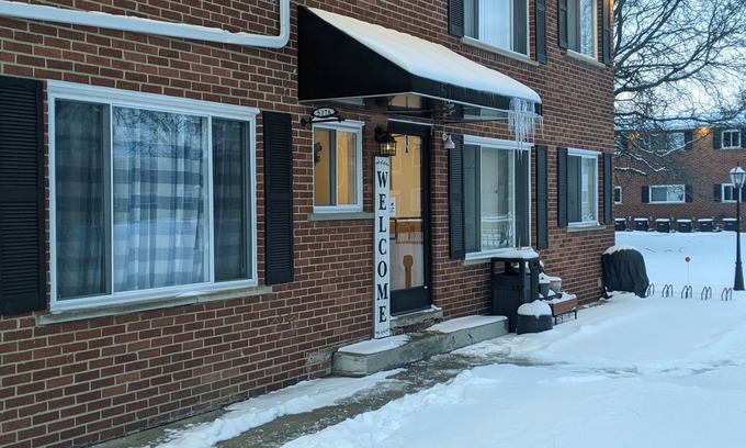 Shelby Township Apartment | Cozy 1 Bedrm Apartment in Shelby Twp Mi.