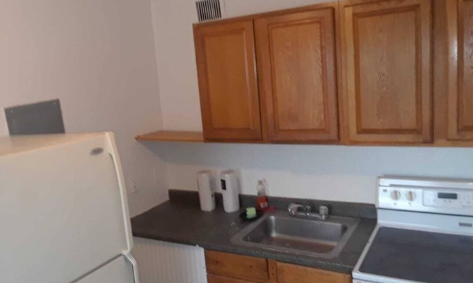 Riviera Beach Apartment | Cozy 1-bedroom, 1 shared bathroom, 2 miles from the beach, WPB Port, Trirail