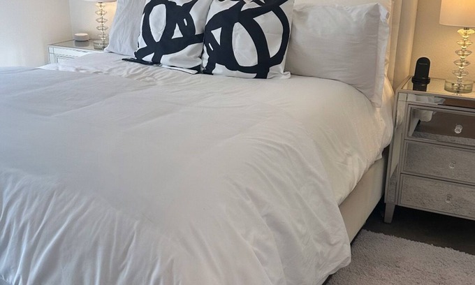 Little Tokyo Apartment | Cozy 1-bedroom apartment with AC, fitness room in downtown Los Angeles