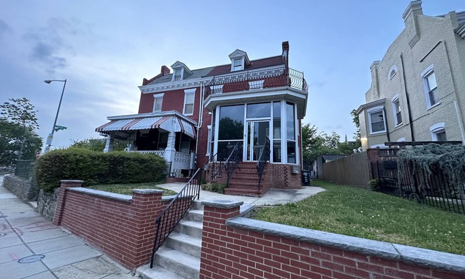 Park View Apartment | Cozy 1-bedroom apartment with AC and WiFi in welcoming Washington