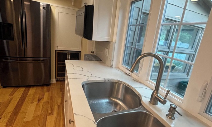 Cherry Valley Apartment | Cozy 1-bedroom apartment in charming Worcester with WiFi, AC