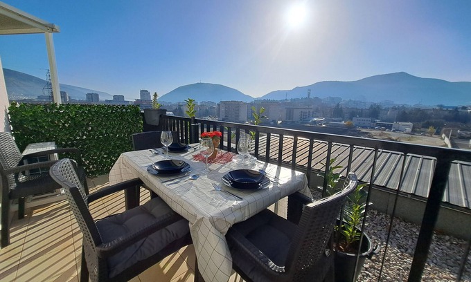 Mostar Apartment | Cozy 1-bedroom apartment in brilliant Mostar with AC, WiFi