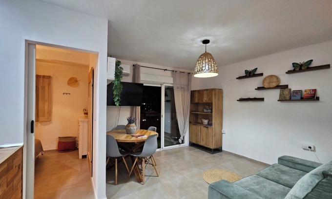 Puig Apartment | Cozy 1-bedroom apartment in lovely VC with WiFi, fitness room