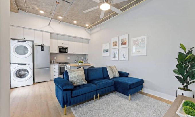 Virginia Highland Condo | Cozy 1-bedroom condo, fitness room in brilliant Atlanta-Ponce City Market Area