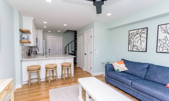 North Ocean City Condo | Cozy 1 Bedroom Condo s/short walk to the beach & Northside Park in N.OCMD