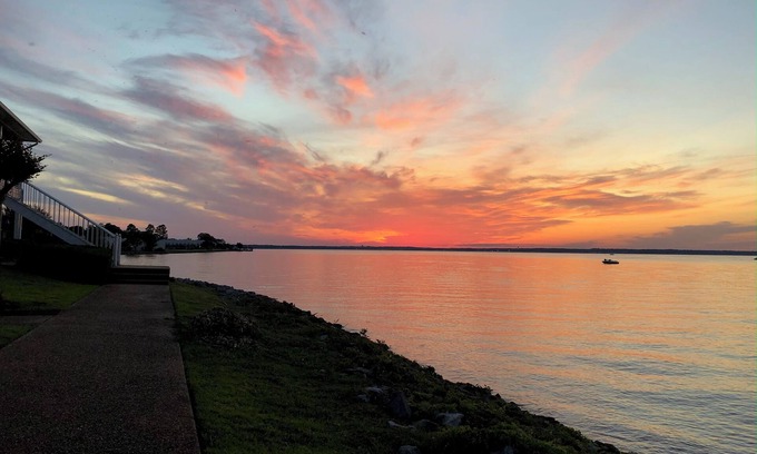 Flowood Condo | Cozy 1-bedroom condo with WiFi, on the Water