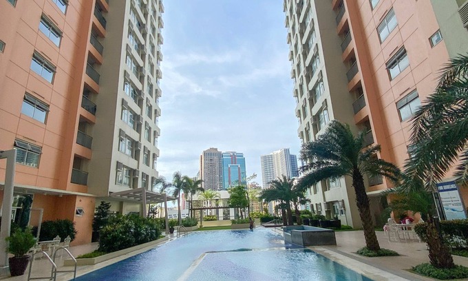 Legazpi Village Condo | Cozy 1-bedroom condo with AC and WiFi in located in the Heart of Makati