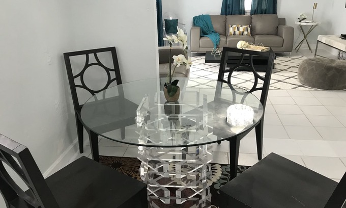 Buena Vista Cottage | Cozy 1 bedroom cottage - Z amazing heart of Miami