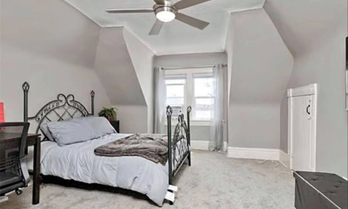 Northside Apartment | Cozy 1-Bedroom Furnished Gem Near Hospitals
