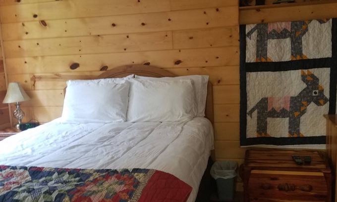 Elgin House | Cozy 1-bedroom house in charming Allardt with AC, WiFi