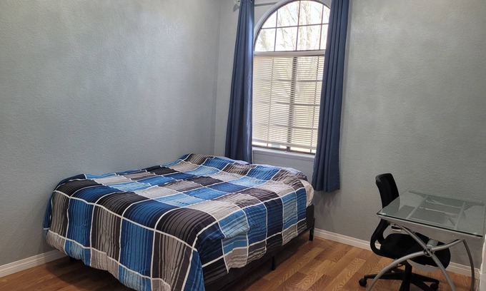 Palmdale House | Cozy 1-bedroom in a family home. Quiet neighborhood!