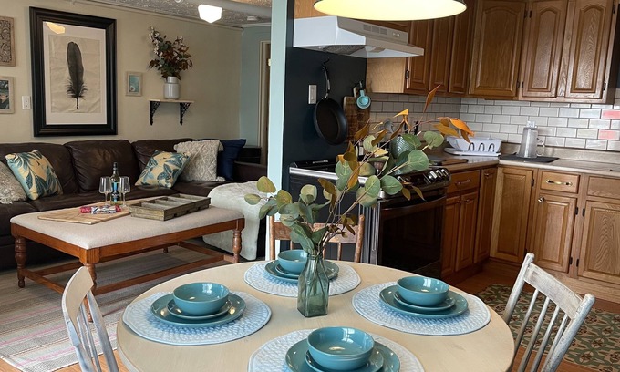 Dartmouth House | Cozy 1 bedroom in Dartmouth close to all amenities !
