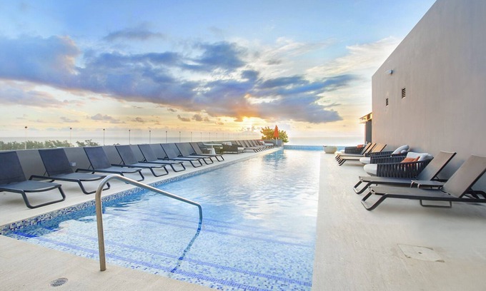 Zazil-ha Apartment | Cozy 1-Bedroom, Stunning Amenities in Playa del Carmen