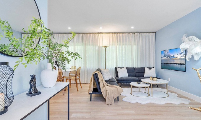 Las Olas Isles Condo | Cozy 1-bedroom condo in beautiful Las Olas Blvd & Beach, Free Parking