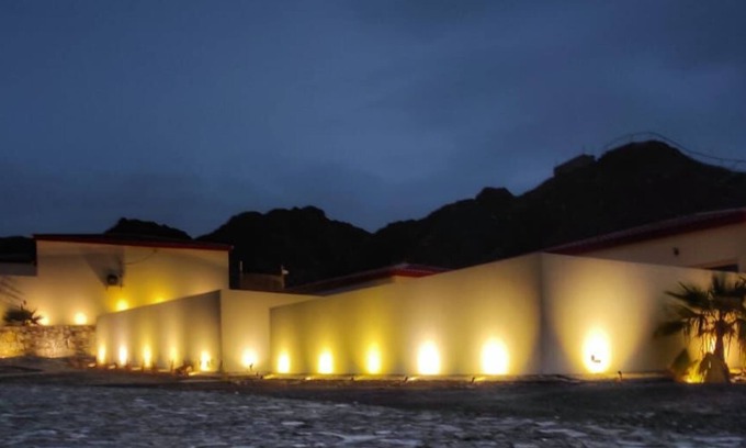 Hatta Villa | Cozy 1-bedroom villa with AC and WiFi in charming