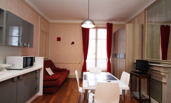 Mont-Dore Apartment | Cozy 1-Room Apartment in Mont-Dore Center - Sleeps 4, Elevator, Near Thermes