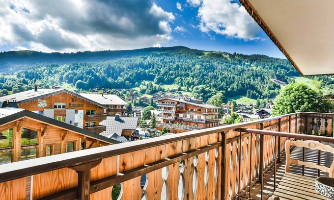 Les Gets Apartment | Cozy 1BR + Alcove, Balcony, Near Slopes and Town, Sleeps 6