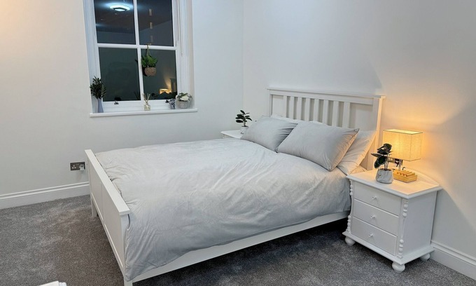 Victoria Apartment | Cozy 1BR Flat in Hackney Central