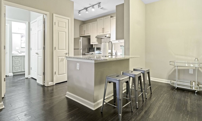 Buford Highway Apartment | Cozy 1BR Suite in Great location !