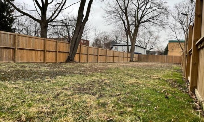 Sarnia Apartment | Cozy 2 Bed Rooms Apartment in Prime Location!