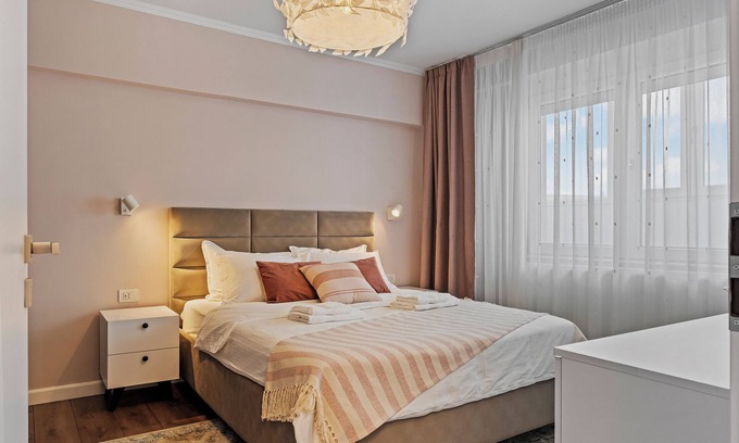 Bucharest Apartment | Cozy 2 Bedroom apartment - 2 Bathrooms - Parking