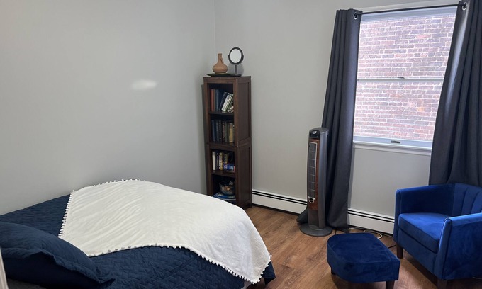 Tarrytown Apartment | Cozy 2-bedroom apartment with WiFi, AC in charming Tarrytown