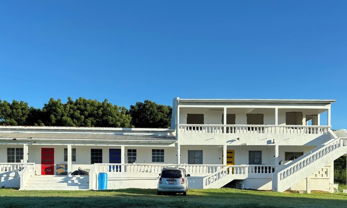 Fitches Creek Apartment | Cozy 2-bedroom apartment in quiet Fitches Creek with WiFi, AC & hot water shower