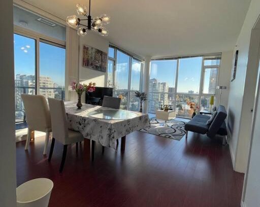 Richmond City Centre Apartment | Cozy 2-bedroom Apt in Richmond