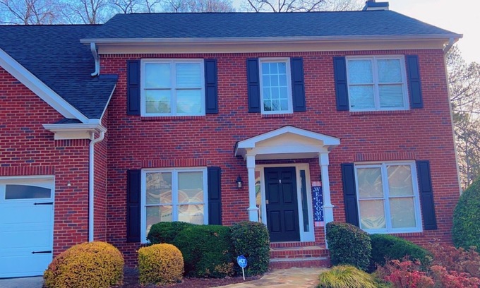 Norcross House | Cozy 2-bedroom building in Norcross Downtown with WiFi, AC …etc