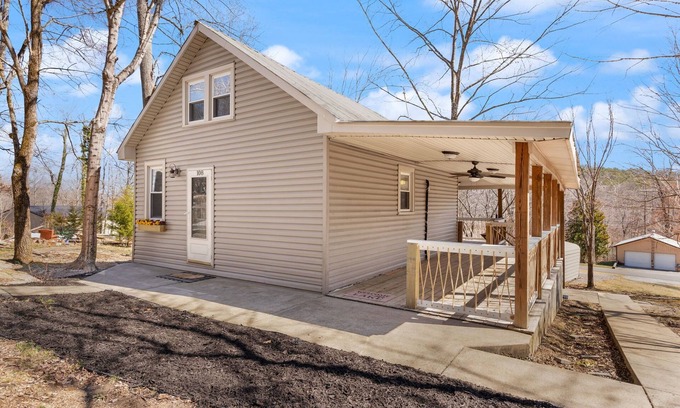 Mammoth Cave Cabin | Cozy 2-bedroom cabin on Nolin Lake with WiFi, AC