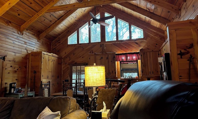 Mentone Cabin | Cozy 2-bedroom cabin nestled in the woods in serene Mentone