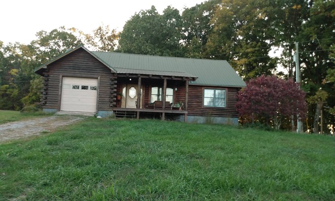 Sweetwater Cabin | Cozy 2-bedroom cabin in welcoming Sweetwater on 48 acre horse farm.