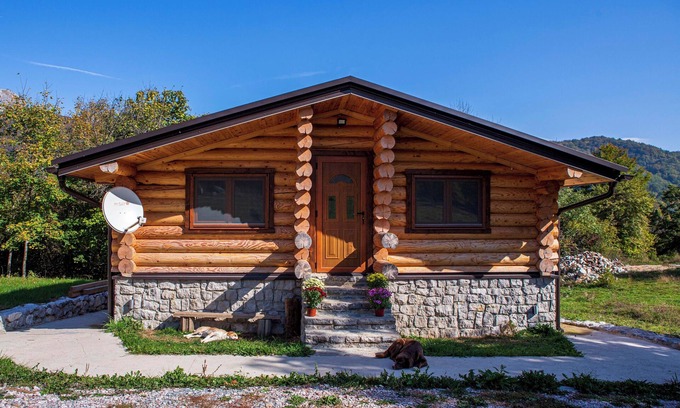 Kolasin Ski Chalet | Cozy 2-Bedroom Chalet in Beautiful Countryside in Kolasin