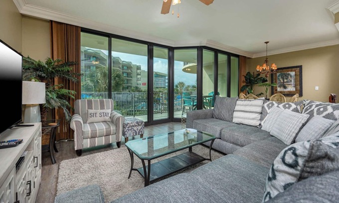 Orange Beach Condo | Cozy 2 Bedroom Condo - Phoenix on the Bay 1214