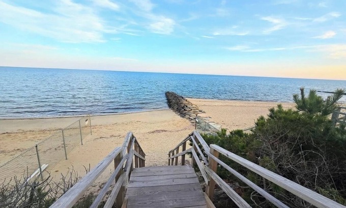 Dennis Port Condo | Cozy 2-bedroom condo in charming Dennisport with WiFi, AC