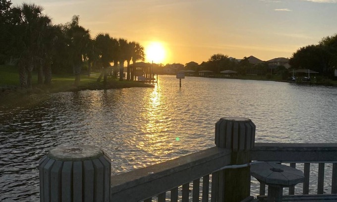Palm Coast Condo | Cozy 2-bedroom condo in lovely Palm Coast with WiFi, AC, fitness room