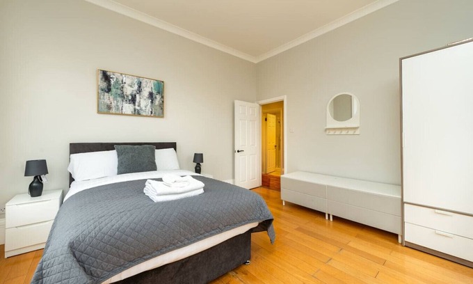 Belsize Park Apartment | Cozy 2-Bedroom Flat (QCA)