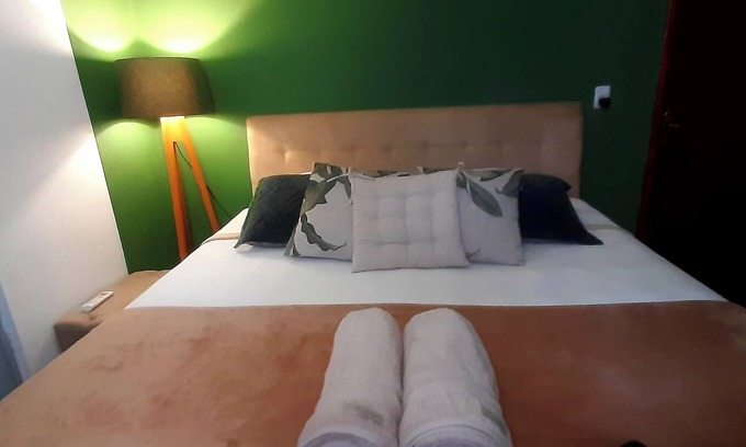 Tenone Apartment | Cozy 2 bedroom house with car and driver to be arranged COP 30