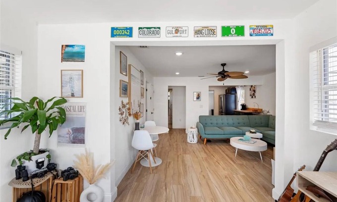 Childs Park House | Cozy 2-bedroom house in charming St. Petersburg