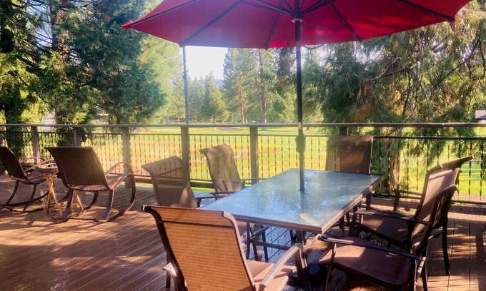 Lake Almanor West House | Cozy 2-bedroom house on Lake Almanor West Golf Course in charming Chester