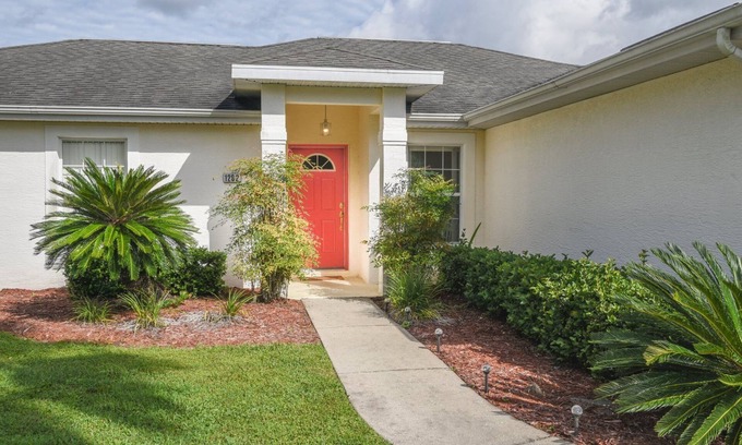 Inverness House | Cozy 2-bedroom house with pool!