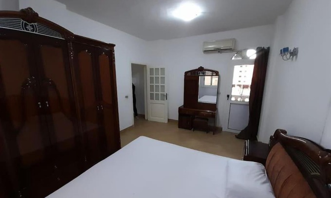Village Road Apartment | Cozy 2 bedroom in Alkawser Metro