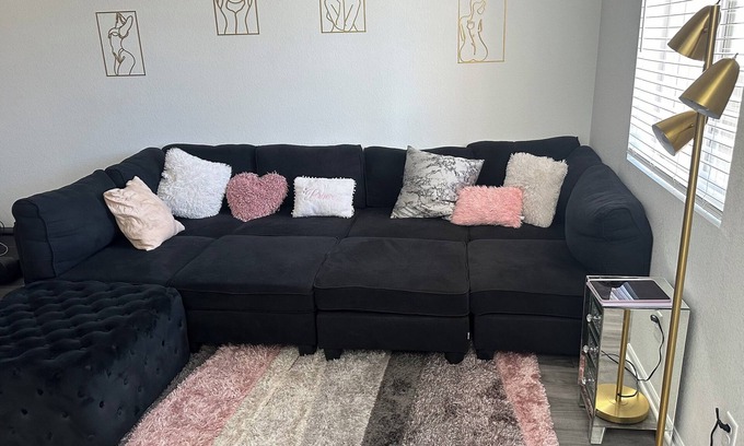 Commerce City House | Cozy 2-bedroom townhome near DEN Airport pet friendly.