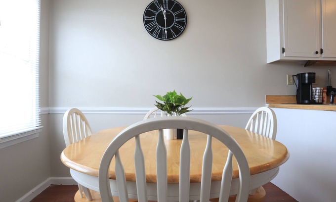 Greenville House | Cozy 2-Bedroom Townhome Close to Everything