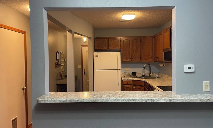 Troy House | Cozy 2-bedroom townhome in awesome Troy with WiFi, AC. Close to Colleges.