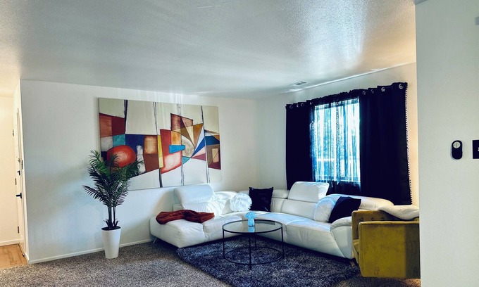South Salt Lake Condo | Cozy 2-bedroom condo with AC, nestled in South Salt Lake City.