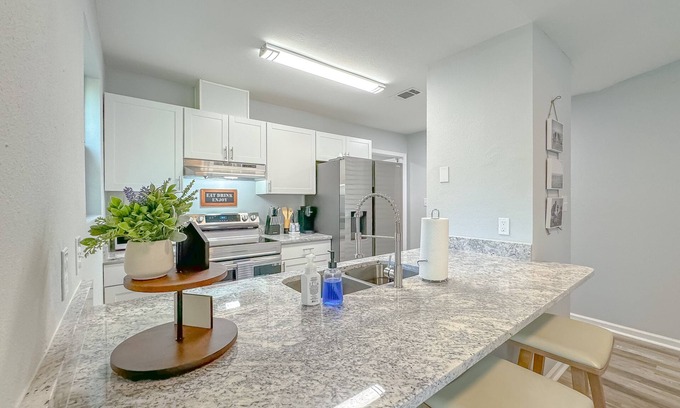 Tallahassee Villa | Cozy 2-bedroom villa in amazing Tallahassee with WiFi!