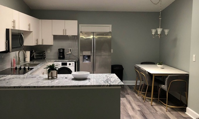 Citrus Park House | Cozy 2 bedrooms Vacation Home